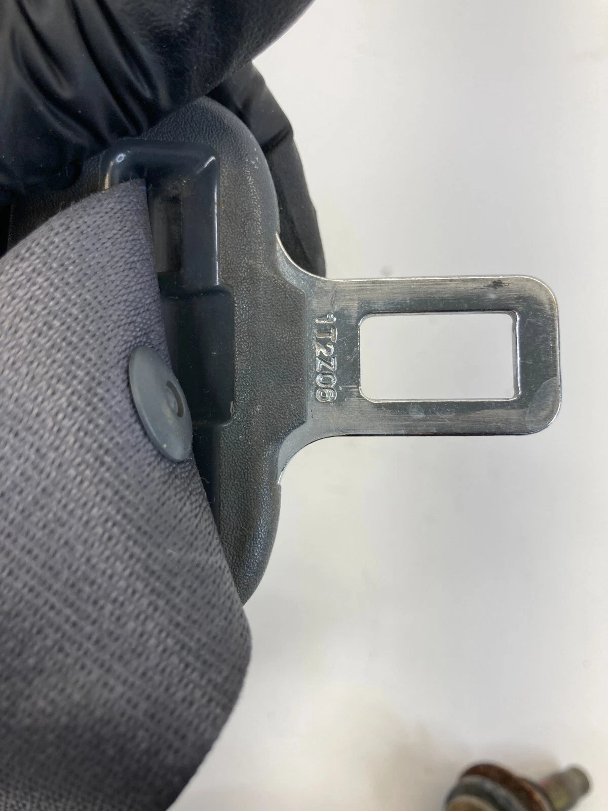 2003 HONDA ACCORD FRONT RIGHT RH SEAT BELT RETRACTOR ASSEMBLY OEM FACTORY T1J122