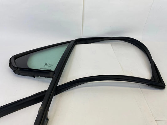 2010-2017 CHEVROLET EQUINOX REAR RIGHT DOOR VENT QUARTER WINDOW GLASS FIXED OEM