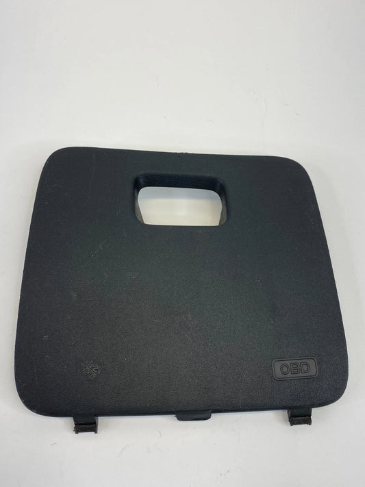 2006-2011 HYUNDAI ACCENT DASHBOARD FUSE ACCESS COVER LID 84756-1E100 OEM