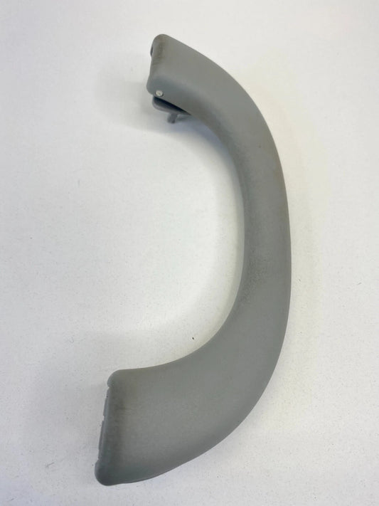 03-09 MERCEDES BENZ E320 SEDAN FRONT RIGHT ROOF GRAB GRIB HANDLE A2118100051 OEM