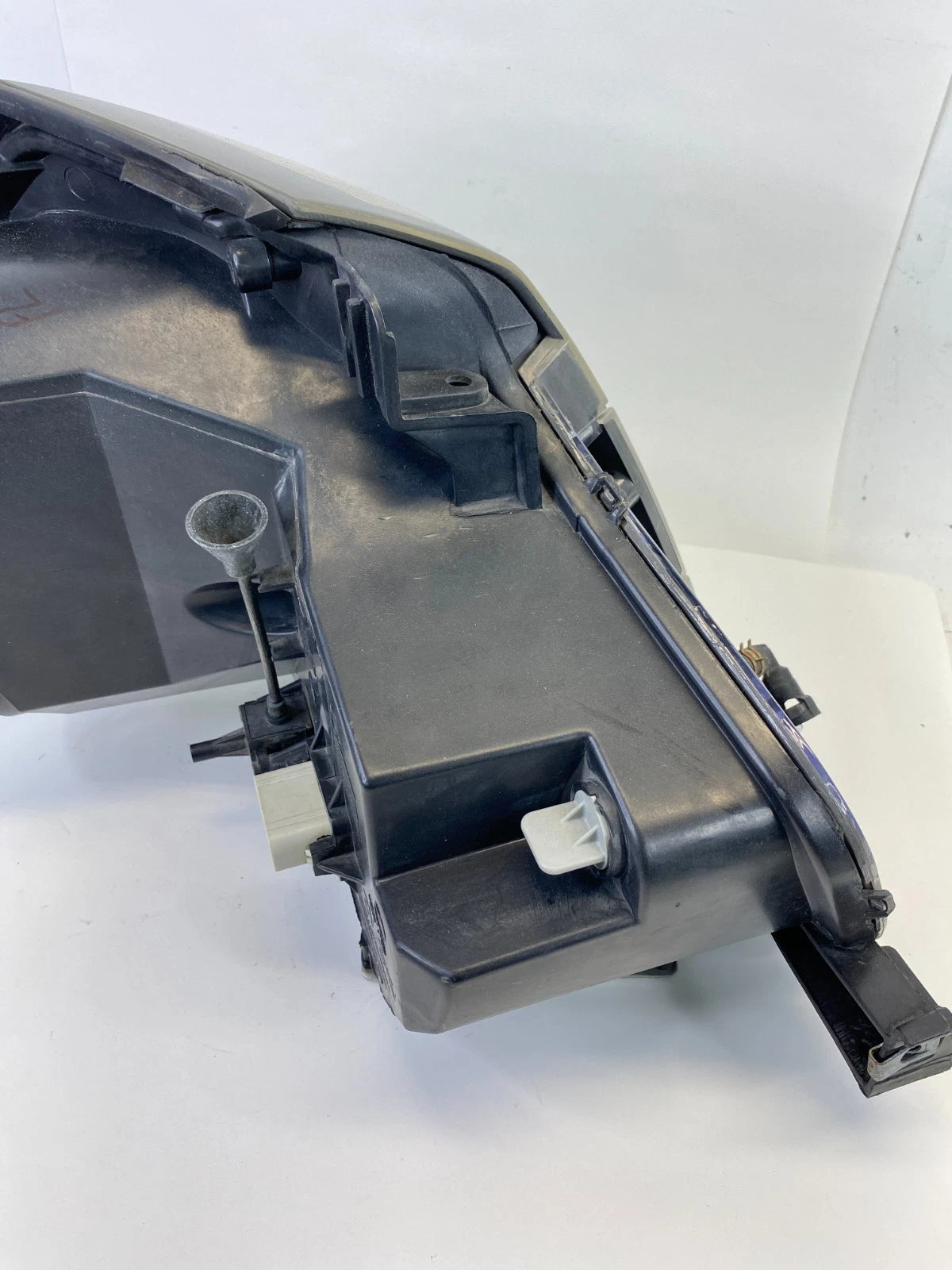 03-07 CADILLAC CTS LEFT DRIVER SIDE XENON HID BALLAST HEADLIGHT HEADLAMP VALEO