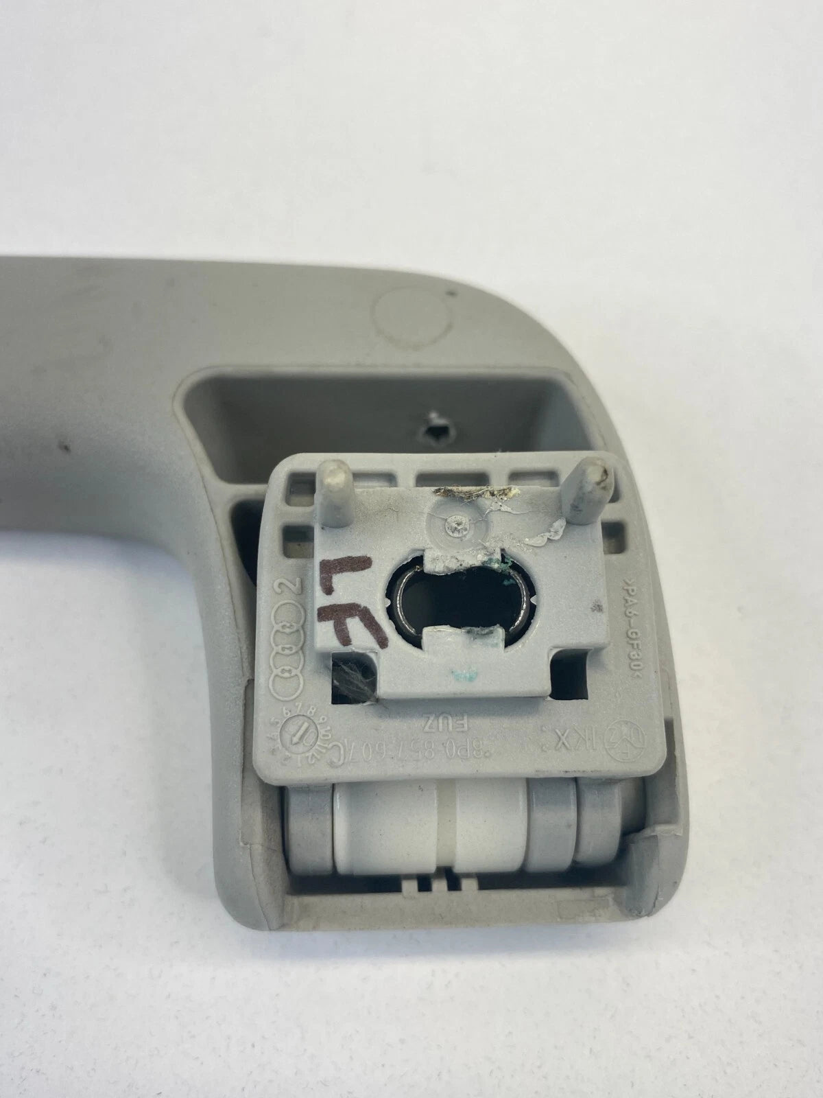 2005-2008 AUDI A6 QUATTRO FRONT LEFT SIDE ASSITS GRAB HANDLE 8P0857607 OEM