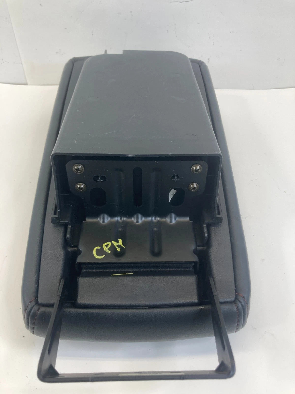 09 10 NISSAN MAXIMA CENTER CONSOLE ARM REST ARMREST LID COMPARTMENT OEM
