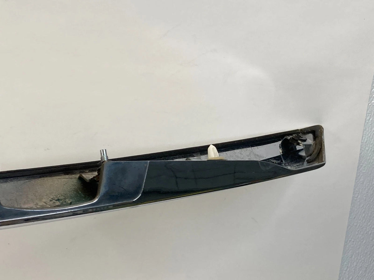 2013 2014 NISSAN ALTIMA TRUNK LICENSE PLATE GARNISH REAR OEM FACTORY 84810-9HM0A