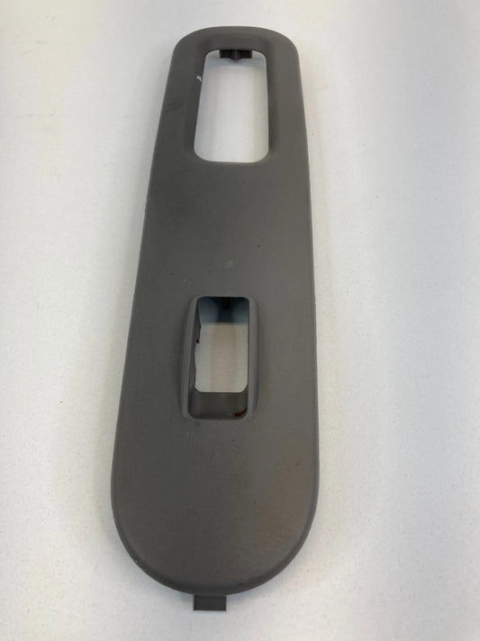 99-04 HONDA ODYSSEY FRONT RIGHT DOOR WINDOW SWITCH COVER BEZEL 83511-S0X-A010