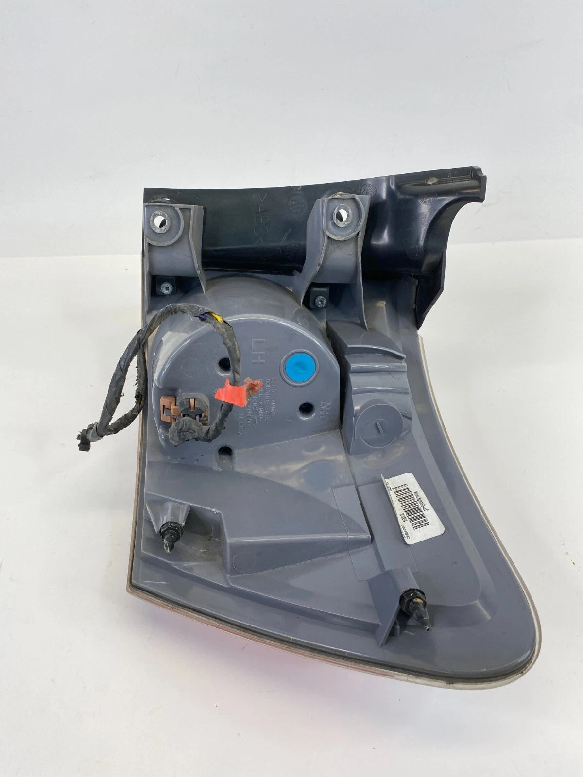 2007-2012 GMC ACADIA LEFT SIDE OUTER TAIL LIGHT TAILLAMP ASSEMBLY 20912757 OEM