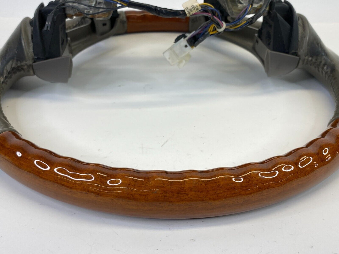 2000-2005 Cadillac DeVille Steering Wheel Leather & Wood 16761299