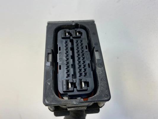 2009 2010 PONTIAC VIBE ABS ANTI LOCK BRAKE PUMP PIGTAIL PLUG CONNECTOR RELAY OEM
