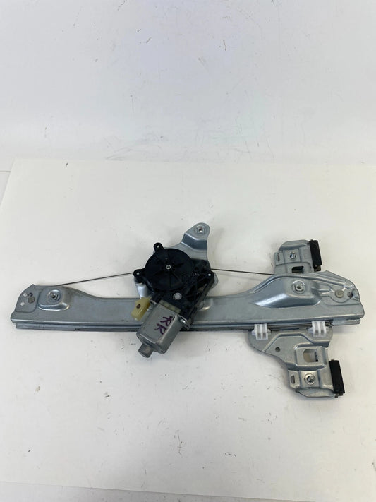 13-20 CHEVROLET SONIC REAR RIGHT DOOR WINDOW REGULATOR W/ MOTOR 98810-J305 OEM