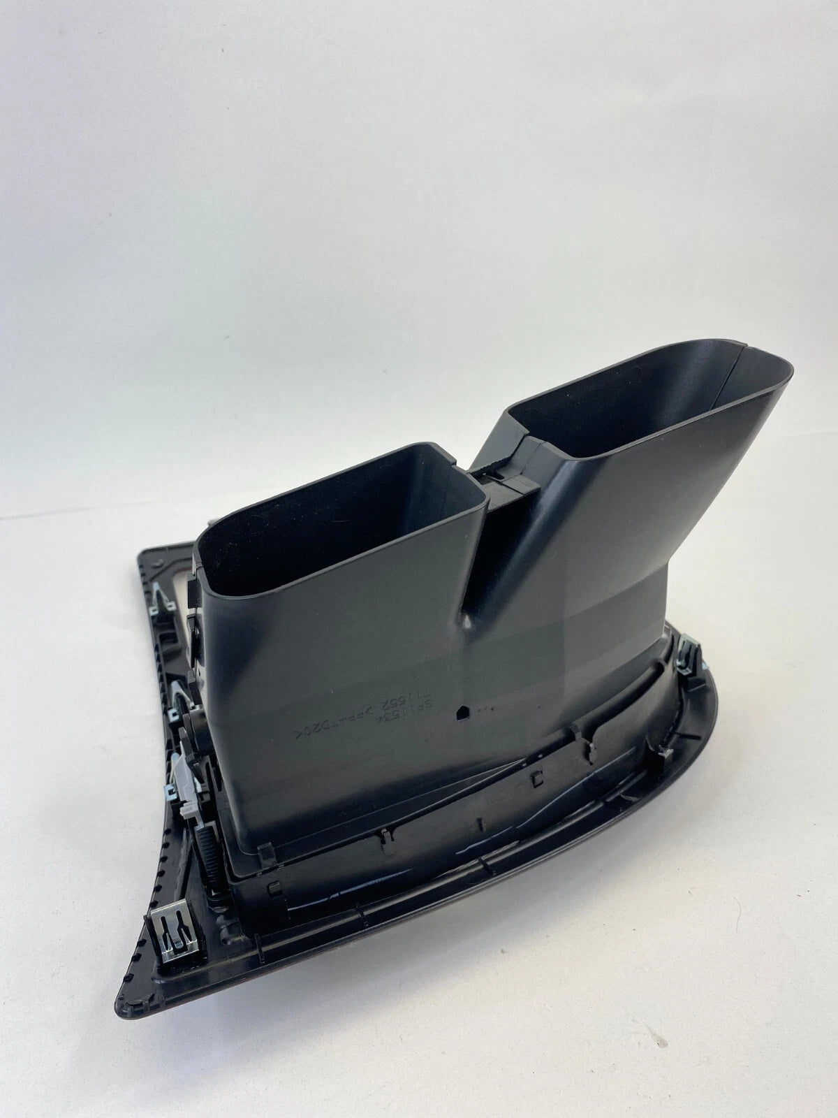 2005-2009 SAAB 9-7X CENTER DASH RADIO A/C AIR VENT TRIM BEZEL COVER 15792818 OEM