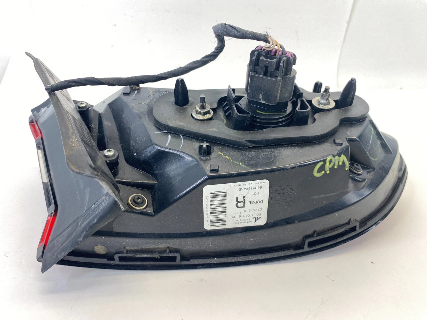 2013-2016 DODGE DART REAR RIGHT SIDE OUTER TAILLIGHT TAIL LAMP 68081394AE OEM