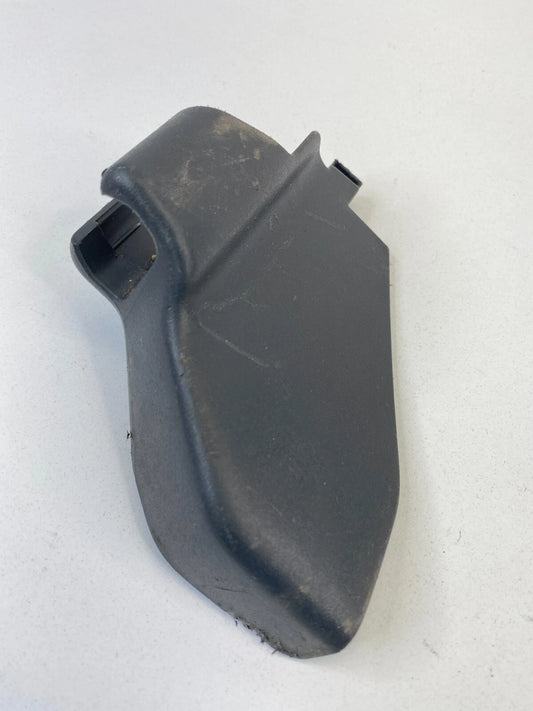 2009-2013 TOYOTA MATRIX RIGHT INNER SEAT TRACK END COVER TRIM CAP 72157-02120
