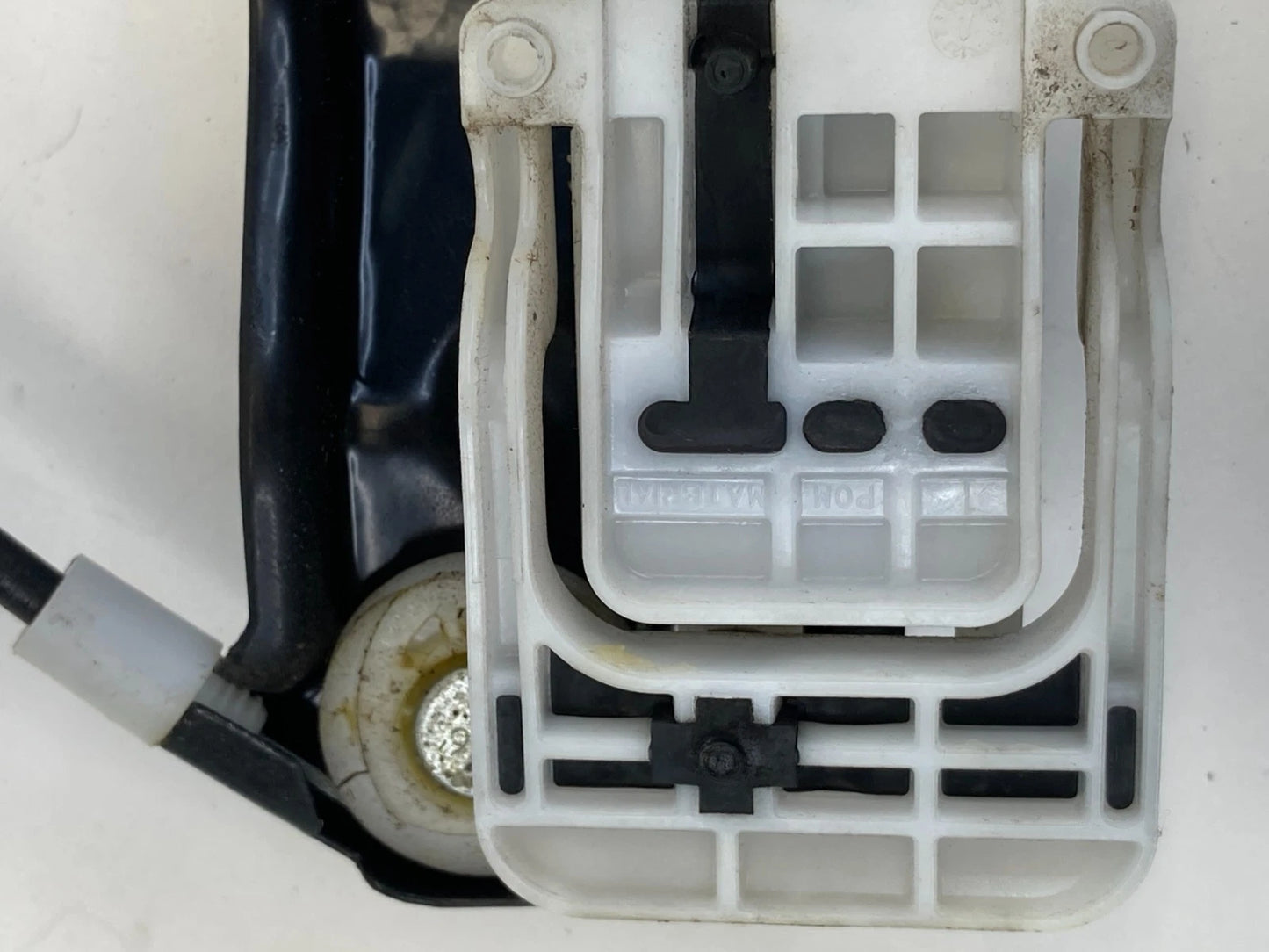 2010-2019 FORD TAURUS FRONT LEFT WINDOW REGULATOR W/ MOTOR BG13-5423201-AC OEM