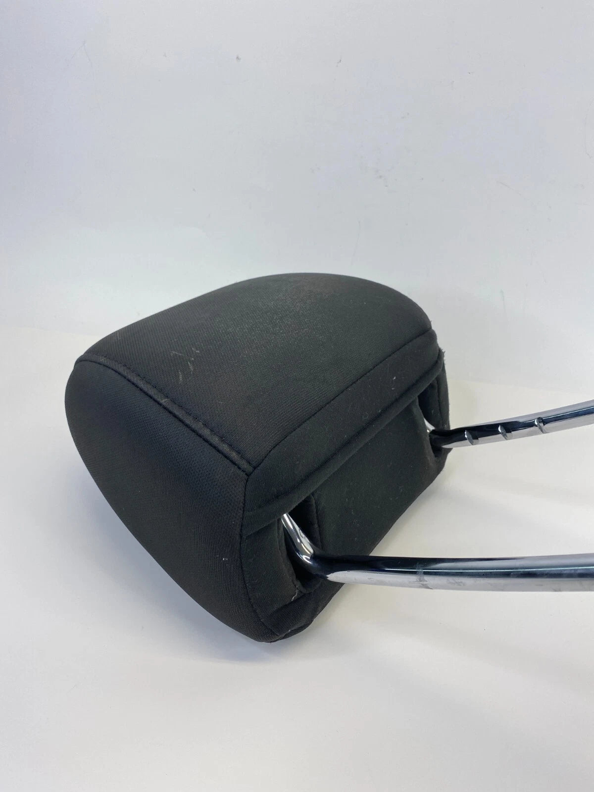 2012 2013 FORD FIESTA FRONT SEAT RIGHT PASSENGER HEADREST HEAD REST OEM