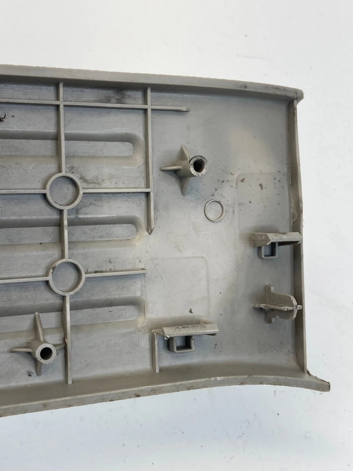 2007-2014 FORD EXPEDITION FRONT RIGHT PASSENGER DOOR SILL SCUFF PLATE OEM