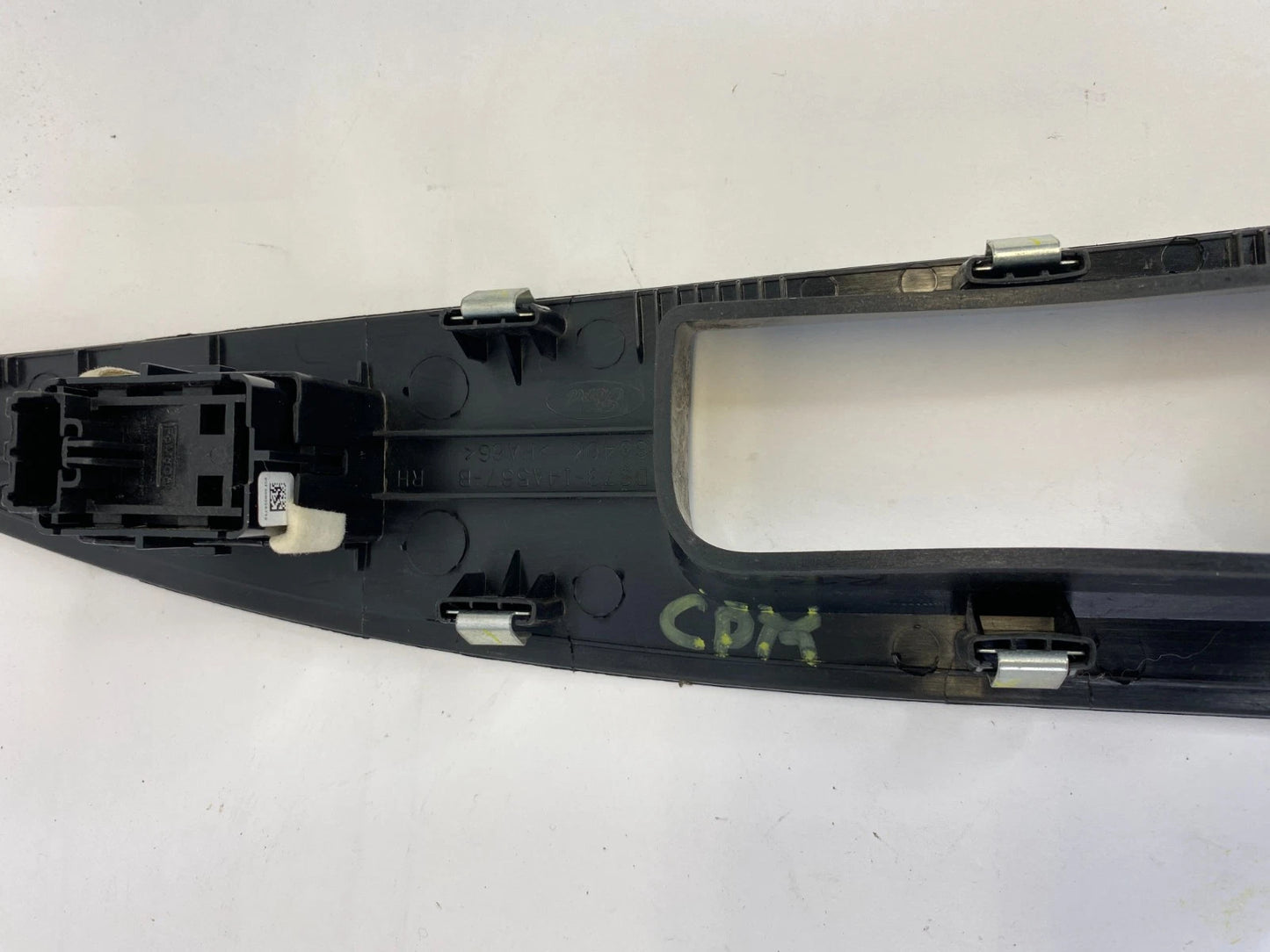 2013-2020 FORD FUSION REAR RIGHT DOOR WINDOW SWITCH BEZEL TRIM OEM DS73-14A567-B