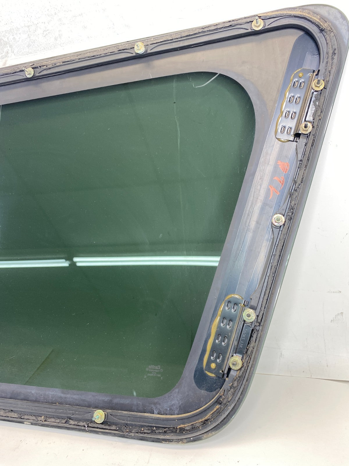 03 04 05 06 Lincoln Navigator Rear Left Back Side Quarter Window Glass OEM