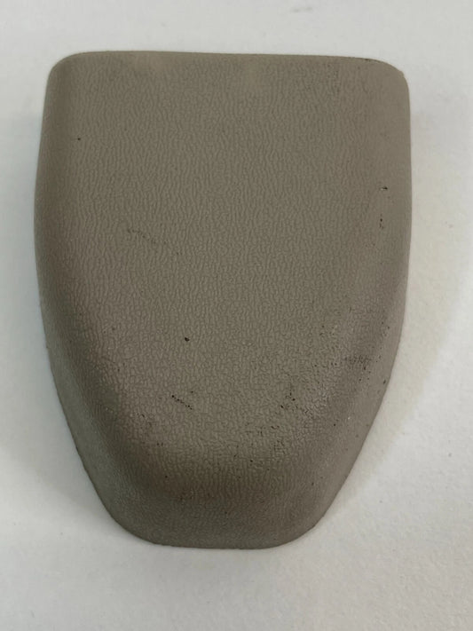 2003-2008 TOYOTA COROLLA RIGHT OR LEFT SEAT BELT RATRACTOR ANCHOR LID COVER OEM