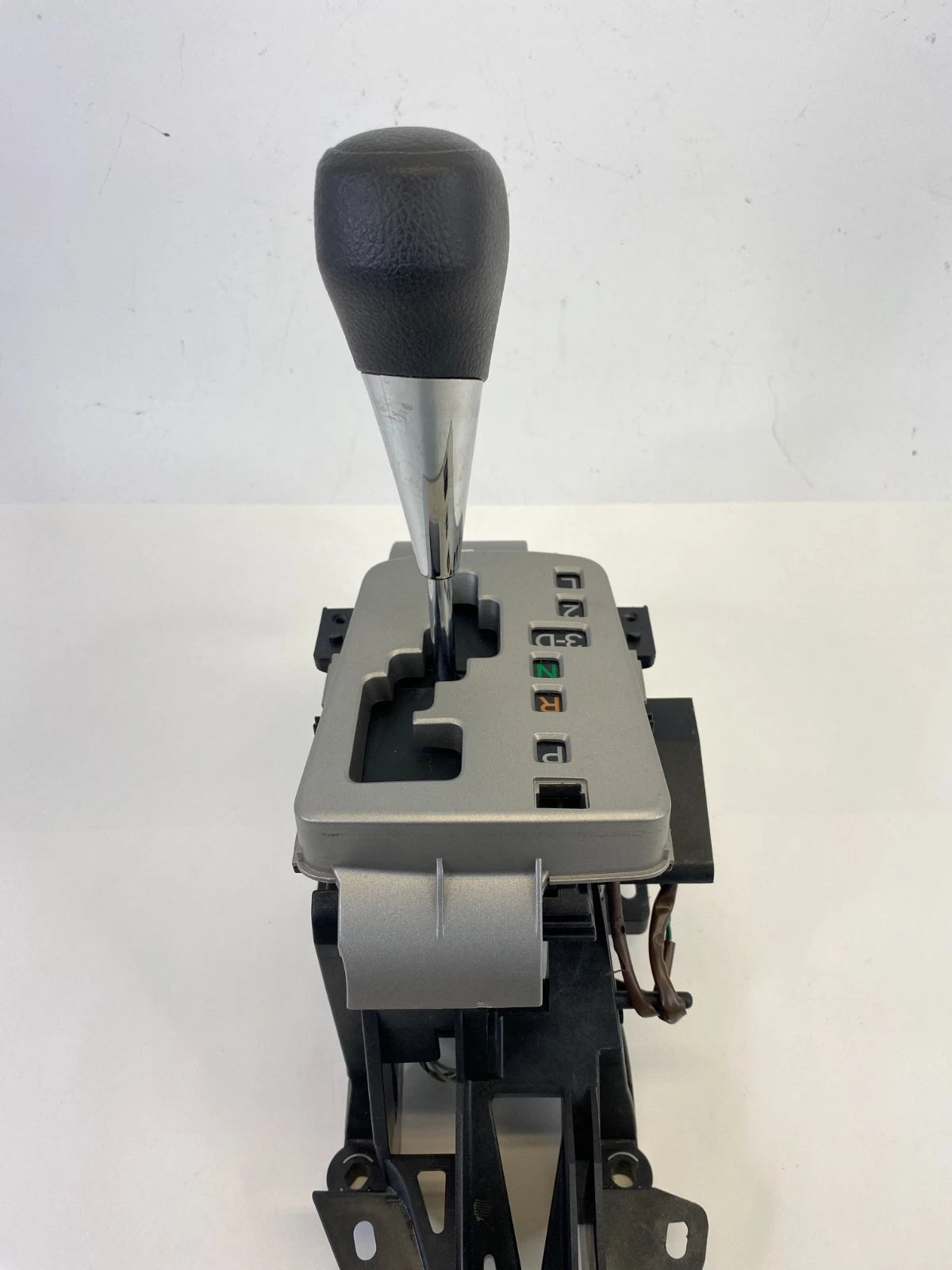 09-13 TOYOTA COROLLA AT FLOOR GEAR SELECTOR SHIFT SHIFTER LEVER INDICATOR ASSY