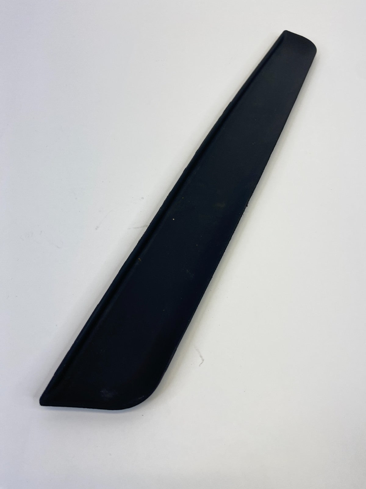 2004-2009 Cadillac SRX Interior Mat Bezel Cover Trim OEM