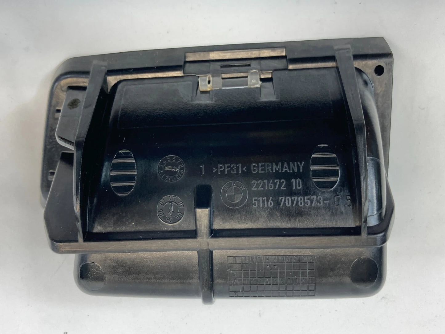 2006 BMW 325I 325XI 330I FRONT CENTER CONSOLE STORAGE ASHTRAY INSERT 51167078573