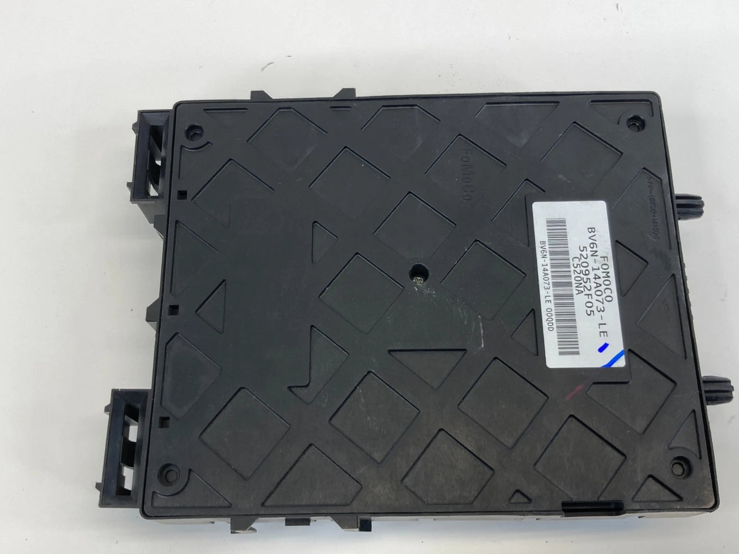 2013-2016 FORD ESCAPE 2.0L BODY CONTROL MODULE INTERIOR FUSE BOX BV6N-14A073-LE