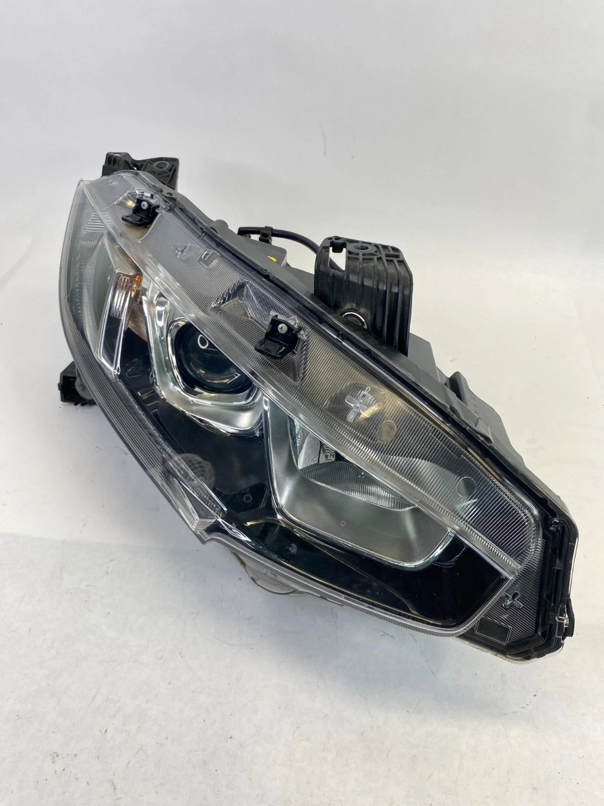 2016-2021 HONDA CIVIC RIGHT PASSENGER SIDE HALOGEN HEADLIGHT OEM 1EJ949782-02