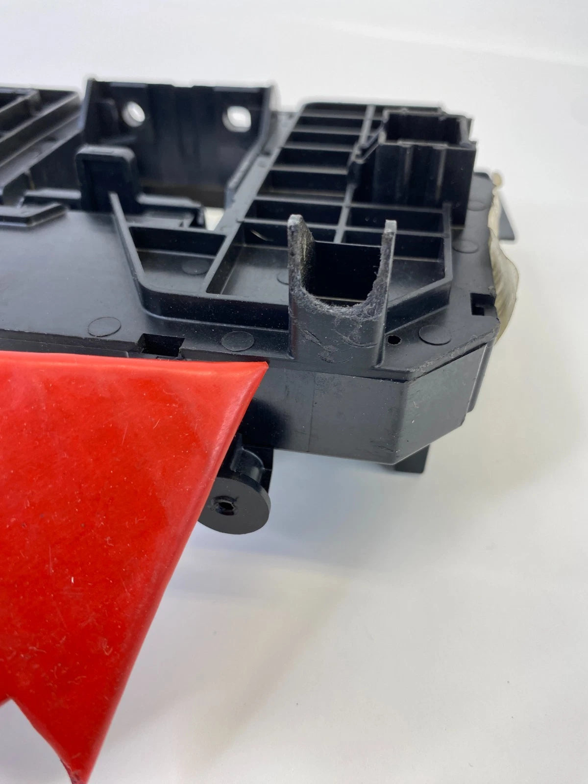 2015-2019 FORD TAURUS POLICE INTERCEPTOR SEDAN STEERING COLUMN BRACKET HOUSING