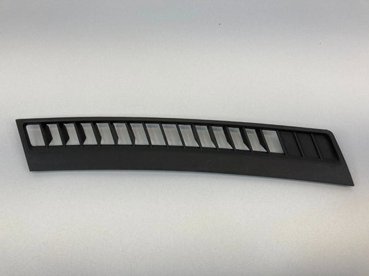 2005-2007 JEEP GRAND CHEROKEE UPPER RIGHT DASH DEFROST VENT COVER 5JM66TRM