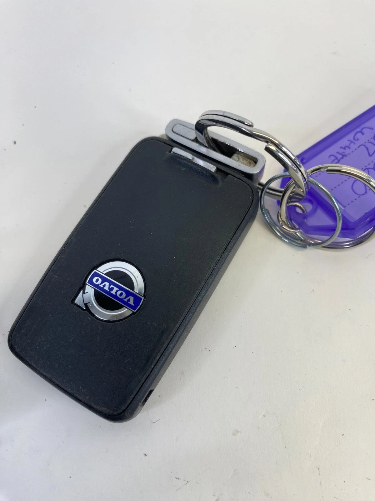 11-18 Volvo S60 Keyless Entry Antenna Sensor Module w/ Smart Key Remote Control