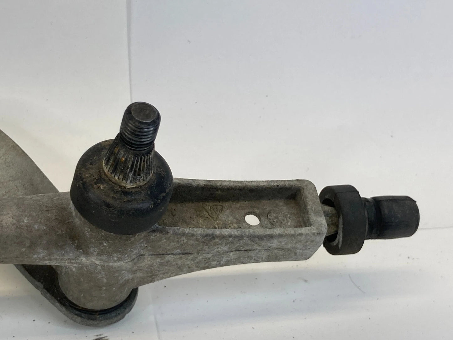 08-11 CHRYSLER TOWN & COUNTRY WINDSHIELD WIPER MOTOR TRANSMISSION LINKAGE OEM