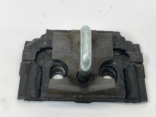 2006-2014 MERCEDES-BENZ ML 350 TRUNK TAILGATE LOCK STRIKER CLAMP OEM