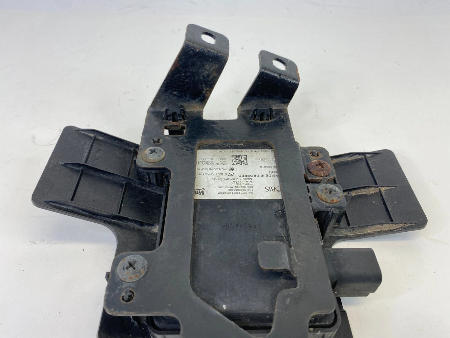 2013-2016 HYUNDAI SANTA FE RR BLIND SPOT DETECTION CONTROL MODULE 95821B8000 OEM
