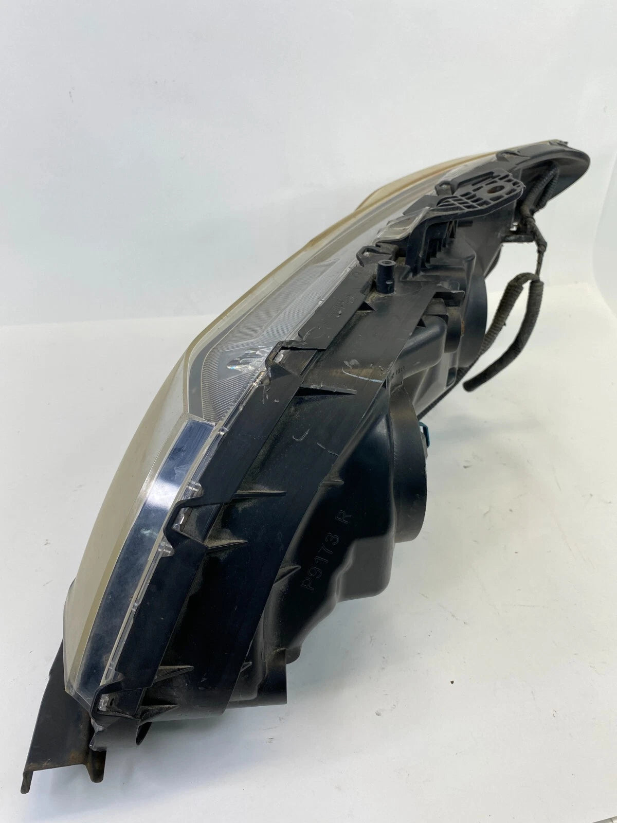 2012 HONDA CIVIC HYBRID SDAN RIGHT PASSENGER SIDE HEADLIGHT HEADLAMP HALOGEN OEM