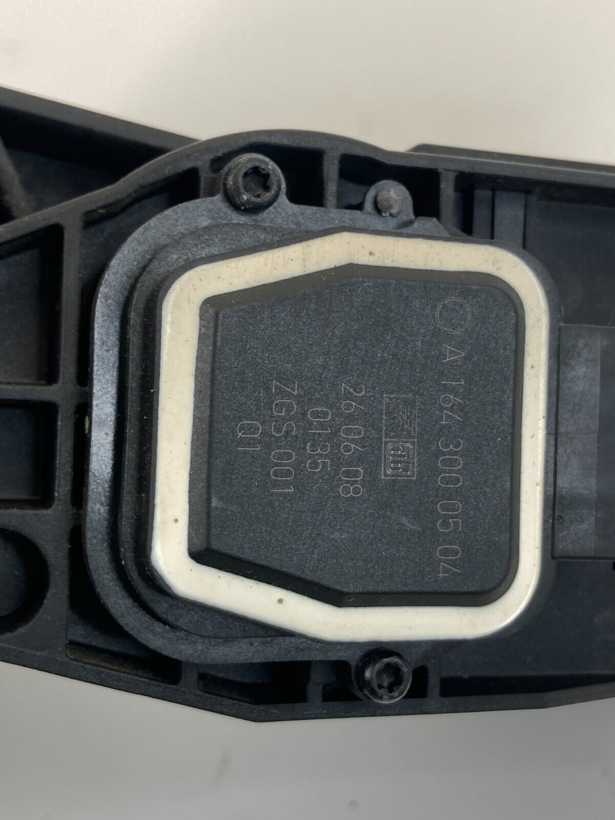 2006-2012 Mercedes-Benz ML350 Throttle Accelerator Gas Pedal Sensor A1643000504