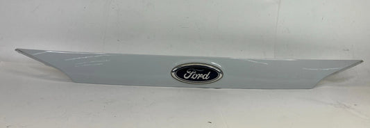 2012-2014 FORD FOCUS SEDAN DECK LID TRUNK MOLDING TRIM FINISH WHITE OEM