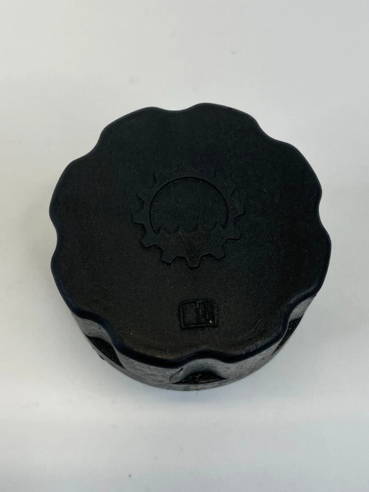 2008-2012 CHEVROLET MALIBU 2.4L POWER STEERING FLUID RESERVOIR TANK CAP COVER
