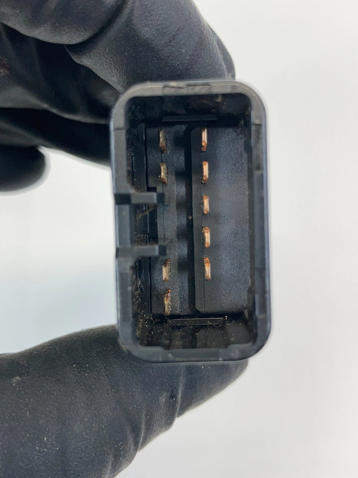 1998-2002 TOYOTA COROLLA EMERGENCY HAZARD LIGHT CONTROL SWITCH BUTTON 157962 OEM