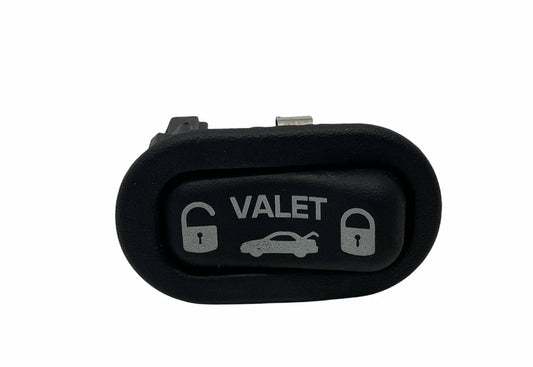 00-02 SATURN L SERIES SEDAN VALET BUTTON TRUNK LID LATCH SWITCH LOCK 90584802