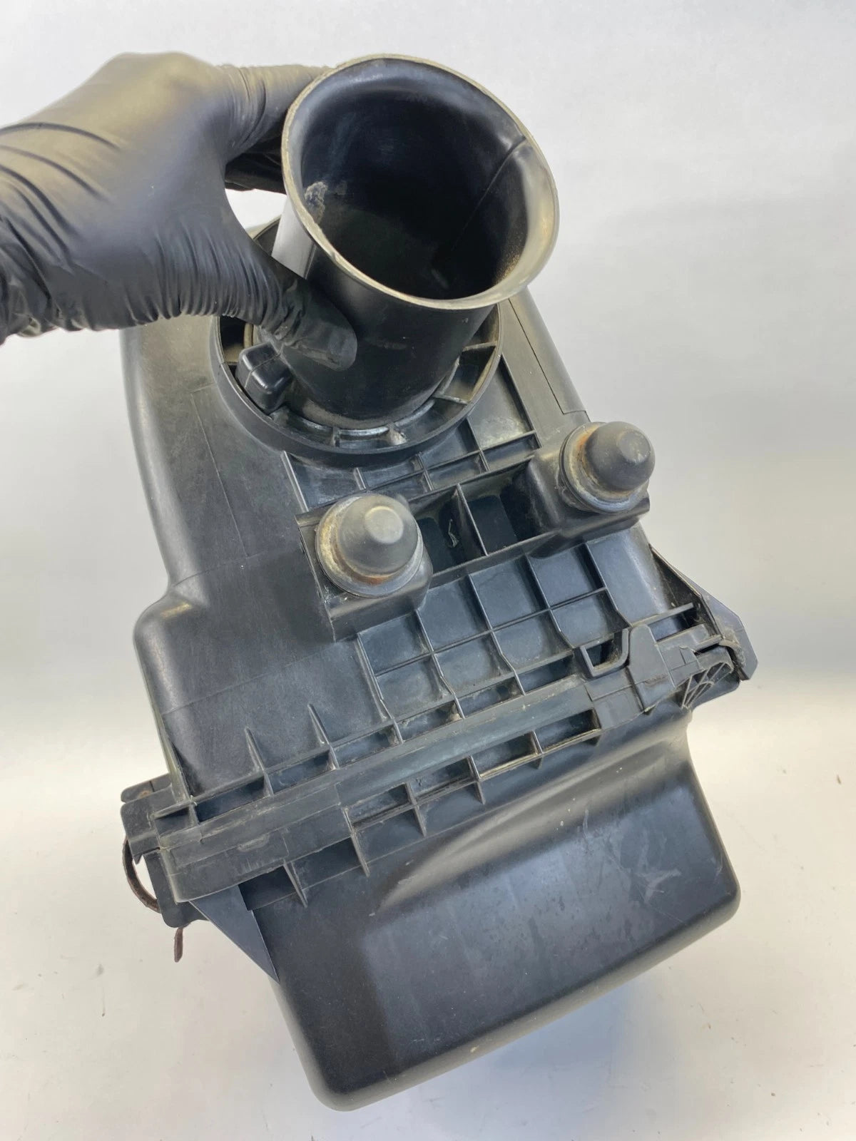 2006-2009 PONTIAC TORRENT 3.4L AIR FILTER BOX HOUSING INTAKE DUCT OEM 25792728