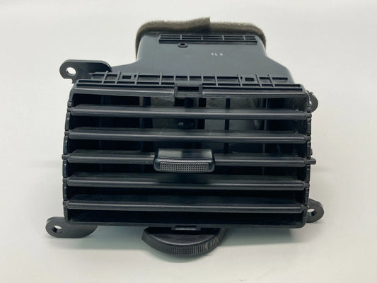 2002-2005 KIA SEDONA RIGHT SIDE AC HEATER AIR VENT OUTLET GRILL OK53A-6481Y OEM