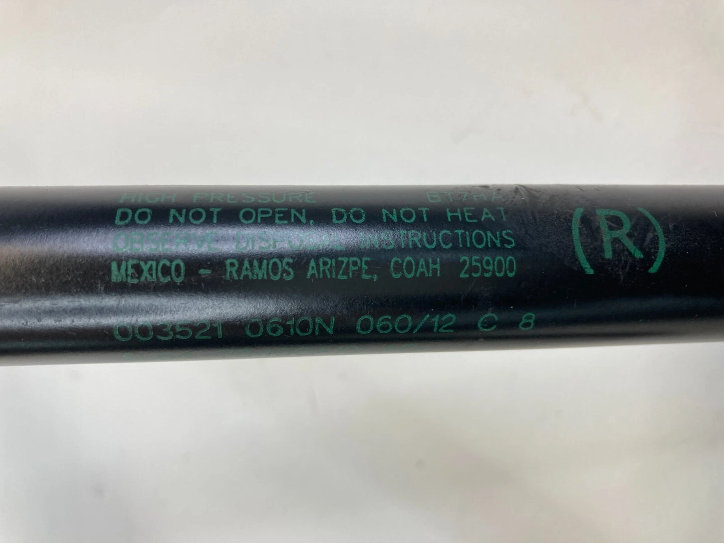 2008-2012 FORD ESCAPE REAR LIFTGATE SHOCK STRUT SUPPORT SET PAIR 003498-0610N