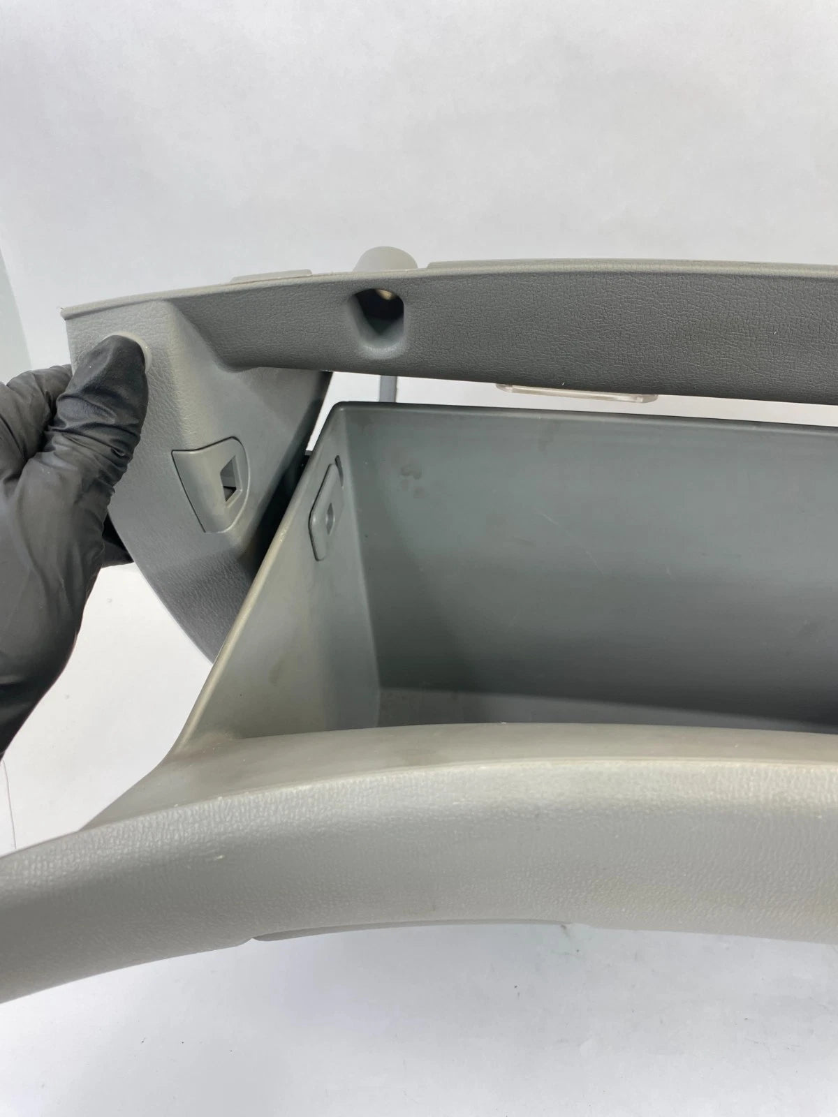 2007-2010 HYUNDAI ELANTRA GLOVE BOX STORAGE COMPARTMENT LID 84541-2H000 OEM