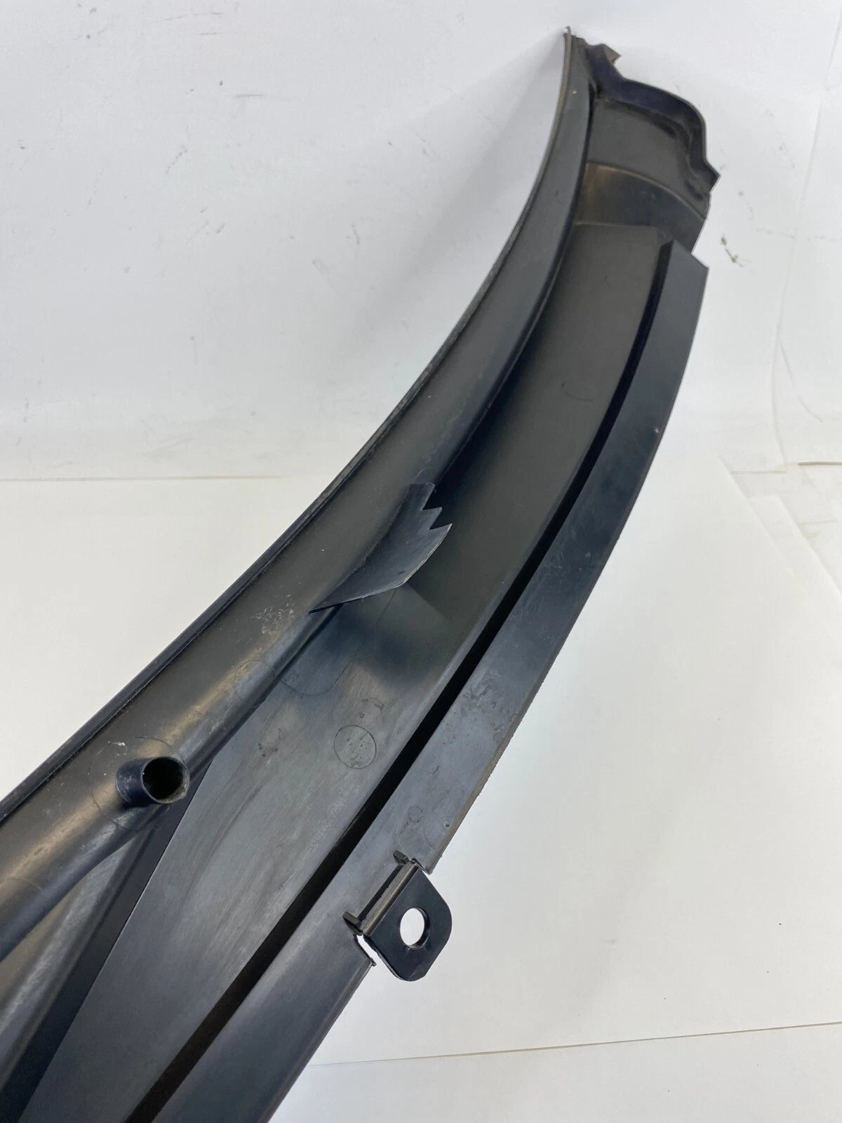 05-11 AUDI A6 QUATTRO 06-11 A6 FRONT COWL MOLDING WINDSHIELD COVER 4F1819403 OEM
