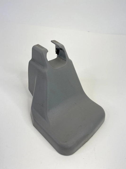 2005-2010 TOYOTA SIENNA FRONT LEFT SEAT TRACK END COVER 72138-AE030 OEM