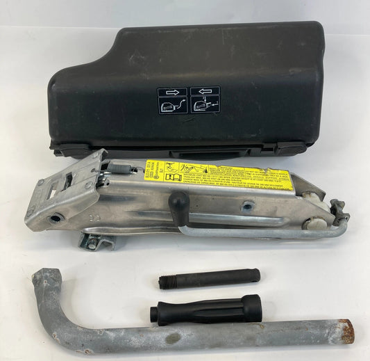 1998-2004 AUDI A6 QUATTRO EMERGENCY JACK & LUG SPARE TIRE TOOLS KIT OEM