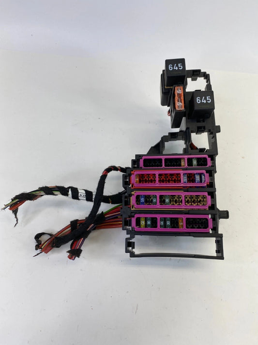09-16 AUDI A4 QUATTRO 2.0L MT REAR TRUNK FUSE RELAY BOX POWER DISTRIBUTION OEM