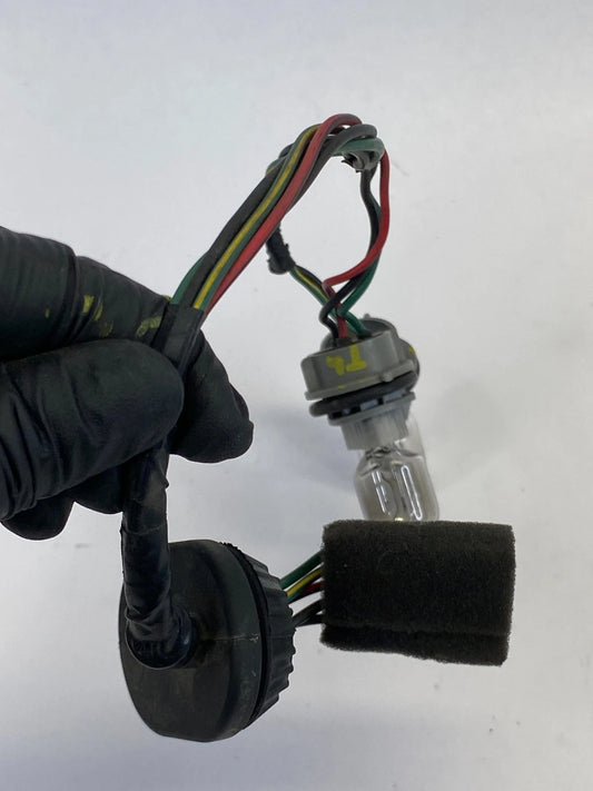 1999-2004 HONDA ODYSSEY DRIVER LEFT TAIL LIGHT WIRING HARNESS SOCKET OEM