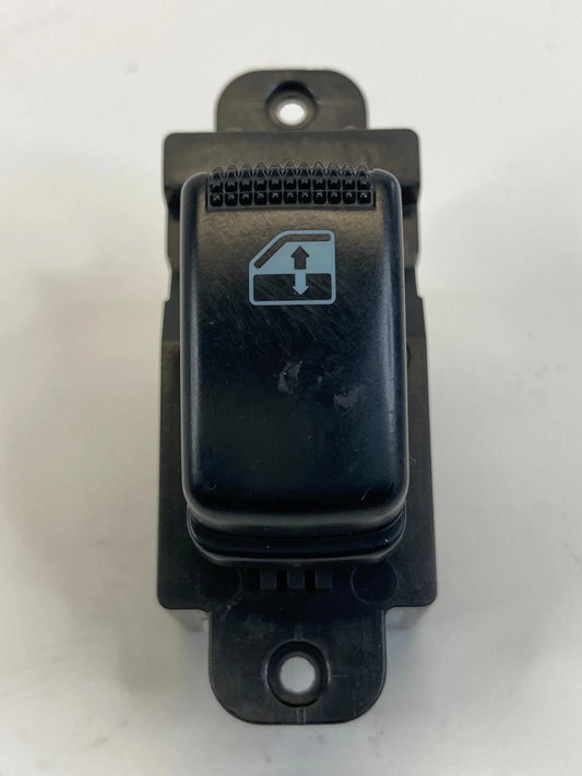 2001-2006 HYUNDAI ELANTRA REAR RIGHT BACK SIDE WINDOW CONTROL SWITCH 93578-2D000