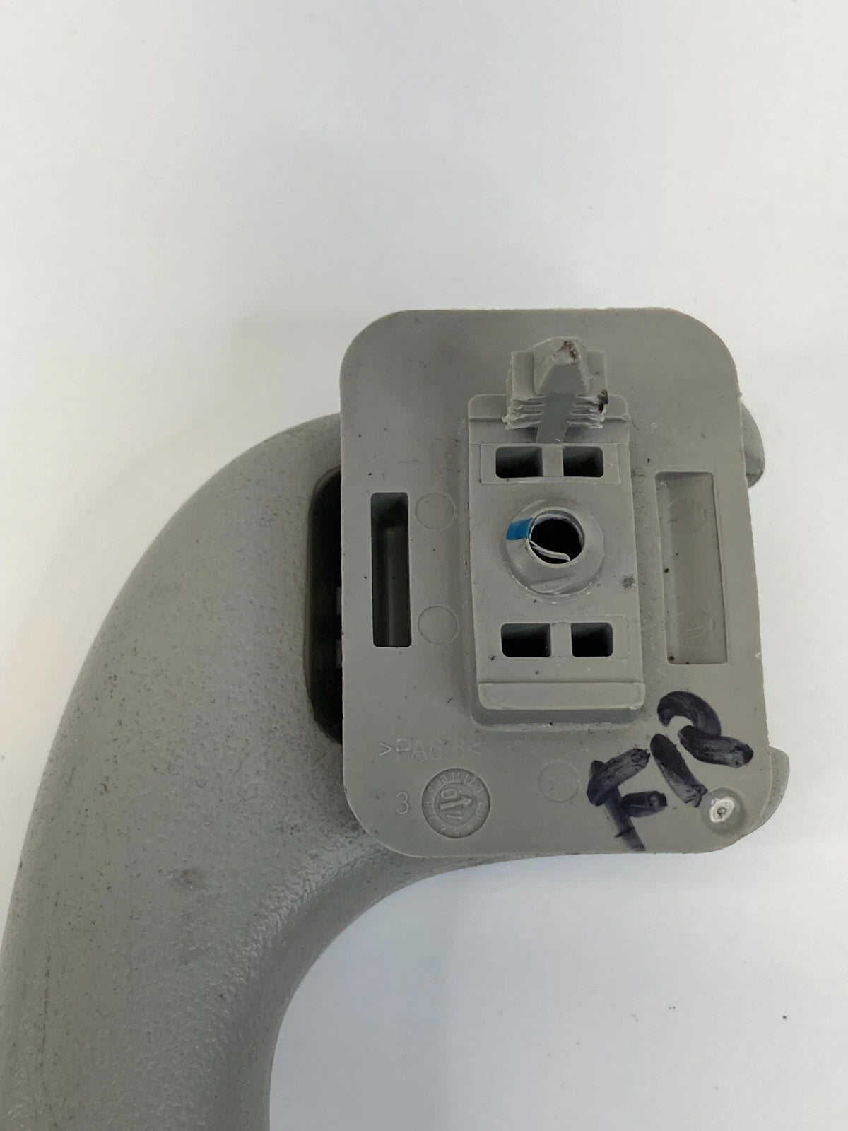 06-13 CHEVROLET IMPALA FRONT RIGHT SIDE INNER ROOF GRIP GRAB ASSIST HANDLE OEM